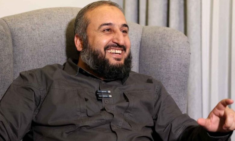 مرهف أبو قصرة وزير الدفاع في الحكومة السورية الجديدة